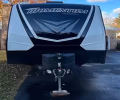 Grand Design Momentum 25G with Onan 4K Generator
