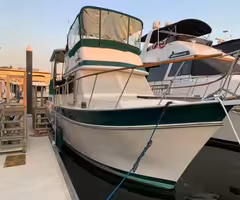 Live-Aboard 2BR 2BA 43' Yacht