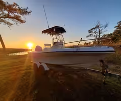 Indestructible Triumph 22' center console with Honda Motor