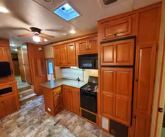 RV, Forest River, Cardinal, 5th wheel, camper