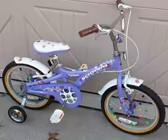 16'' SCHWINN BIKE with KICKSTAND  'N TRAINING WHEELS