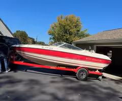 1995 Stingray zp586 with wakeboard tower