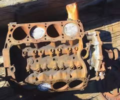 1968 Ford V8 302 Short Block Engine Block Casting Number C8OE-6015-A